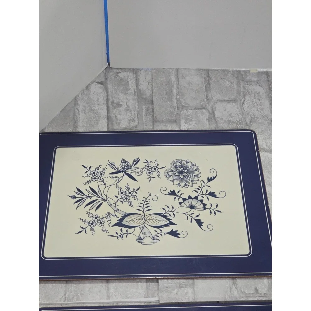 Blue Onion Cork Back Placemats 15.5
